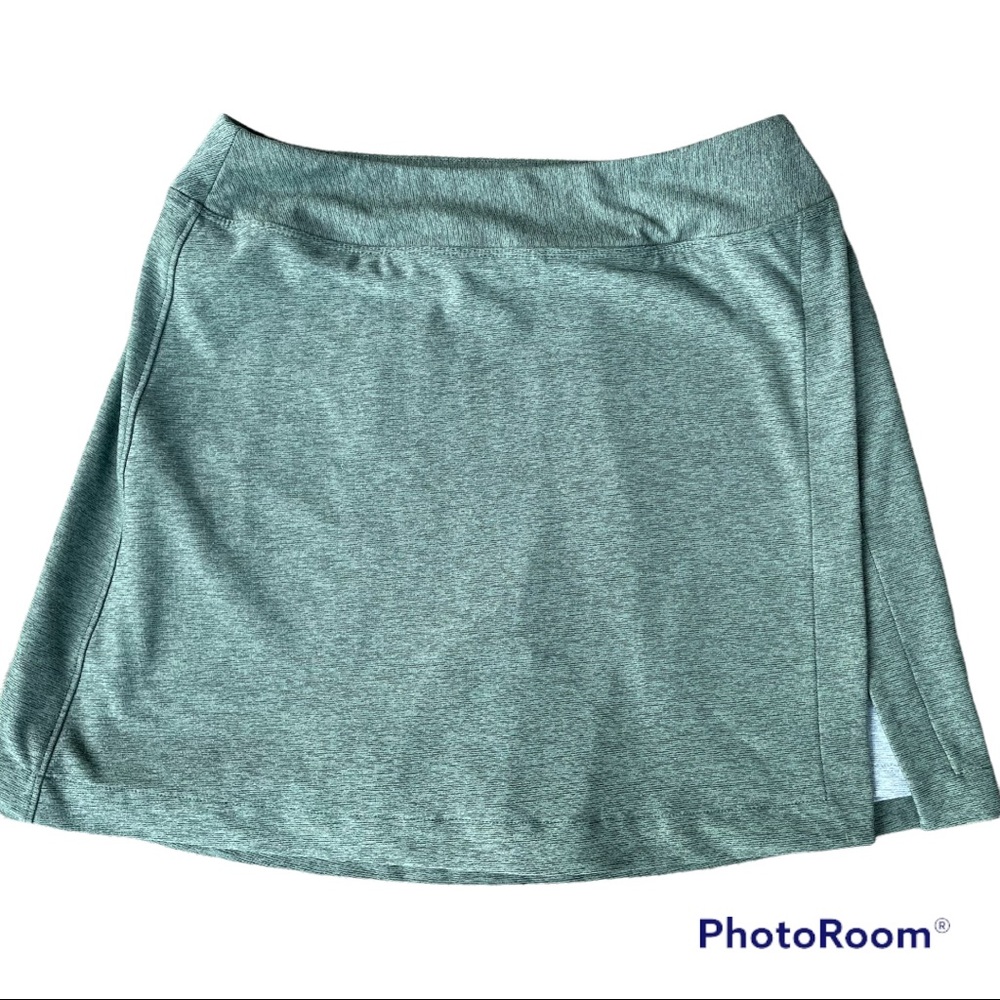 OUTDOOR VOICES SKORT GREAT CONDITION Size S